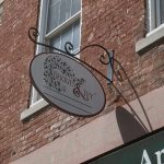 Berries & Ivy exterior sign