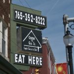 Come 'n Git It sign